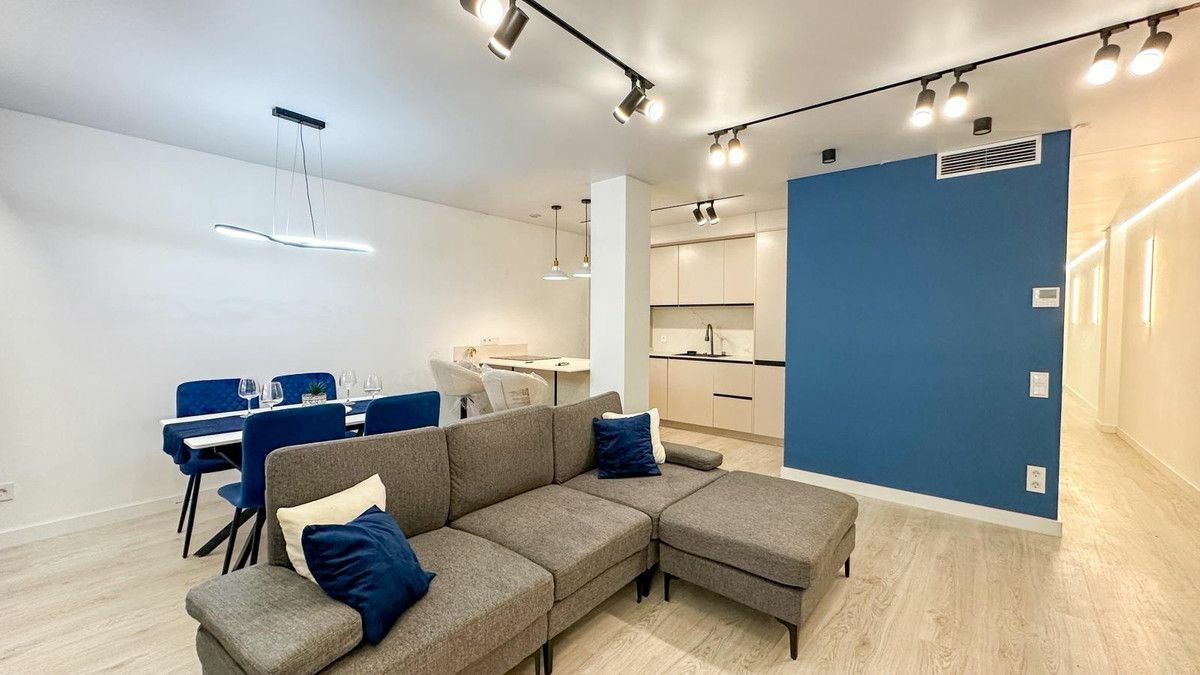 2-bedroom Apartment In Torrevieja, Spain (90 M²)