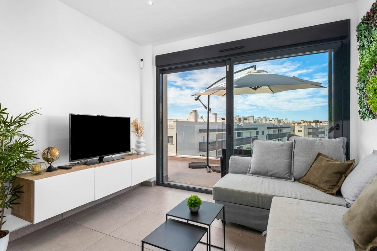 2-bedroom Apartment In Orihuela Costa, Spain (72 M²)