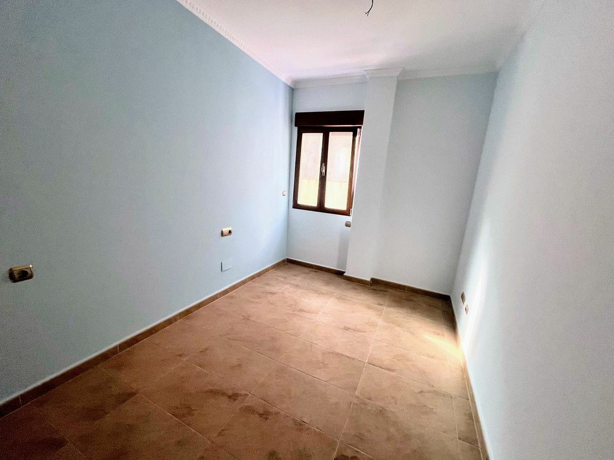 4-bedroom Apartment In Los Alcázares, Spain (178 M²)