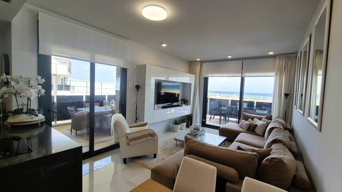 3-bedroom Apartment In Orihuela Costa, Spain (114 M²)