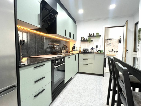 3-bedroom Apartment In Orihuela, Spain (130 M²)