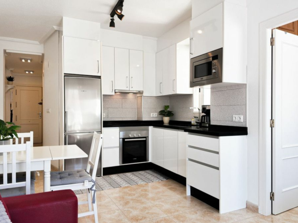 2-bedroom Apartment In Torrevieja, Spain (62 M²)