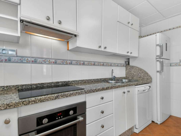 5-bedroom Villa In Santiago De La Ribera, Spain (256 M²)