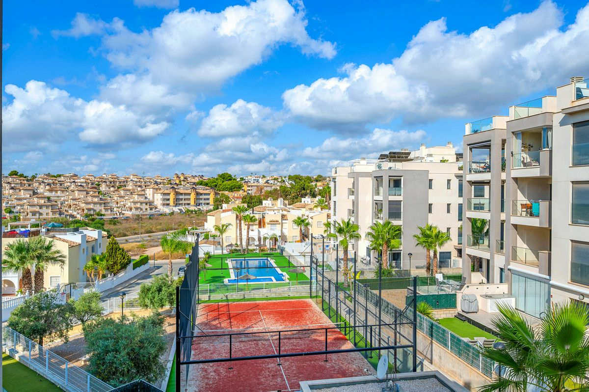 Apartment In Orihuela Costa