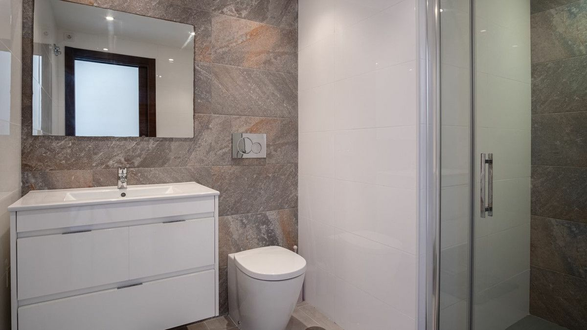 3-bedroom Apartment In Torrevieja, Spain (78 M²)