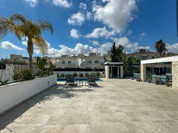 4-bedroom Villa In Orihuela Costa, Spain (527 M²)
