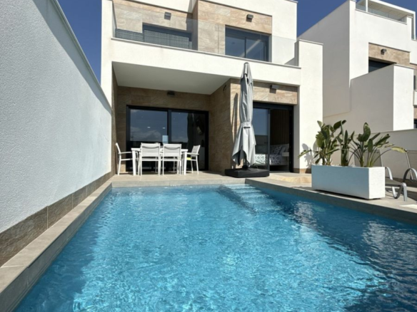 3-bedroom Villa In Los Montesinos, Spain (120 M²)