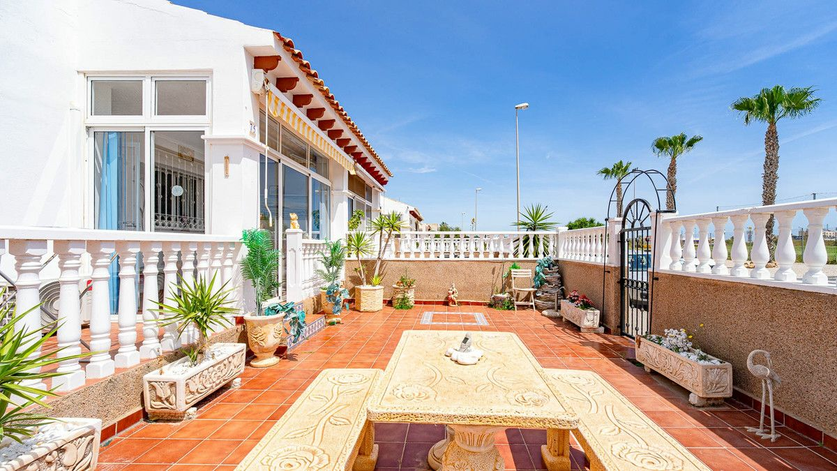 3-bedroom House In Orihuela Costa, Spain (95 M²)