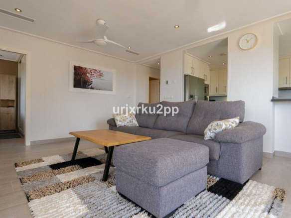 3-bedroom Apartment In Orihuela Costa, Spain (105 M²)