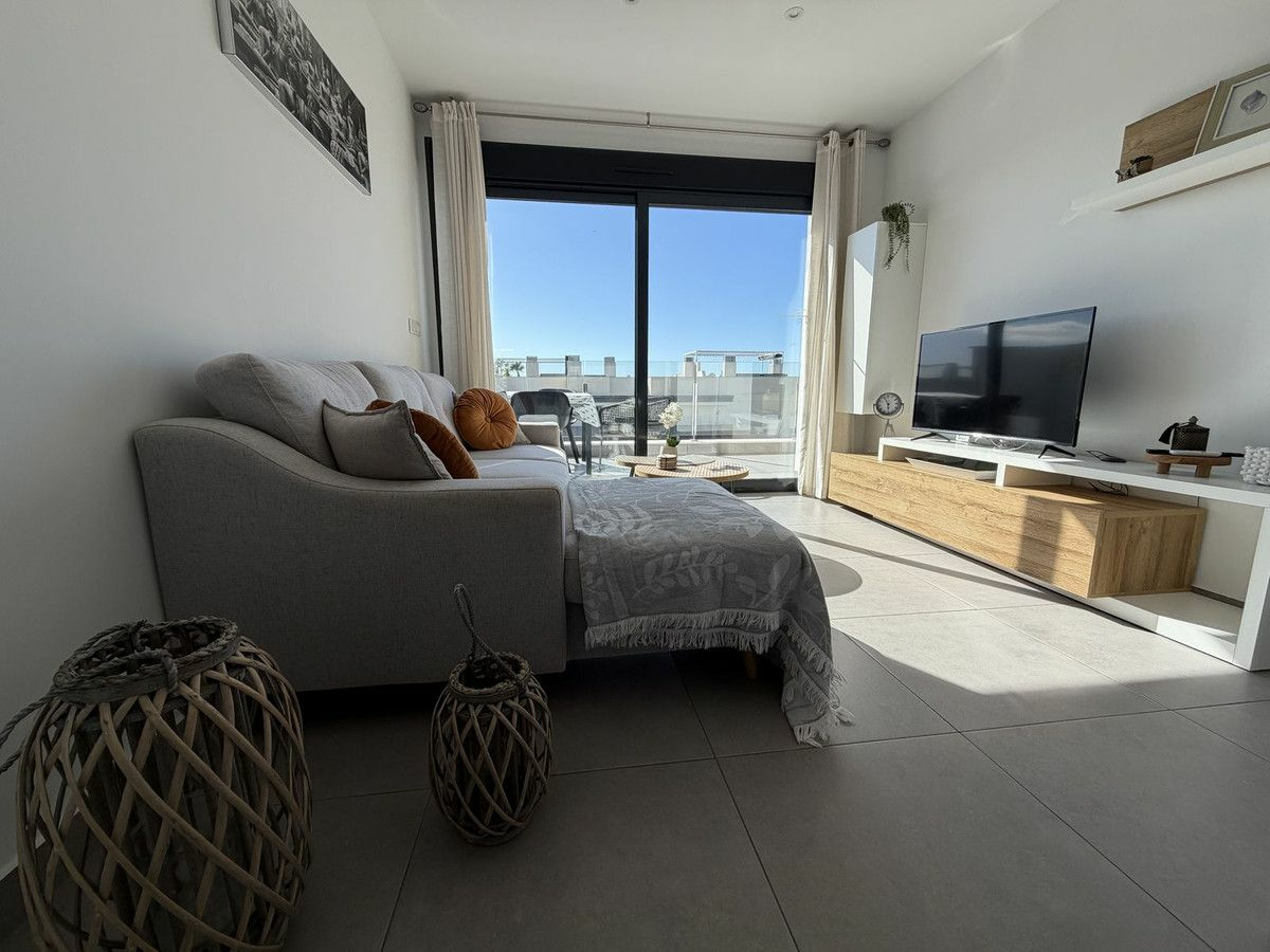 2-bedroom Apartment In Orihuela Costa, Spain (80 M²)