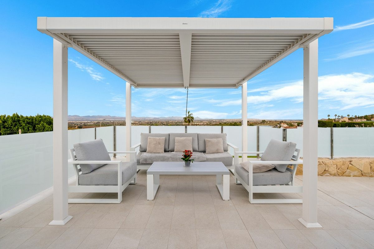 4-bedroom Villa In Algorfa, Spain (216 M²)