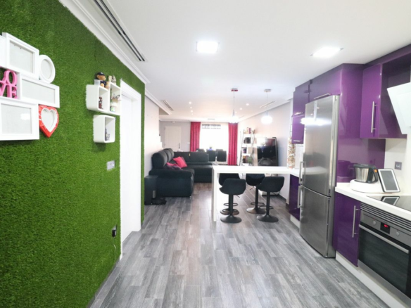 3-bedroom House In Redovan, Spain (241 M²)