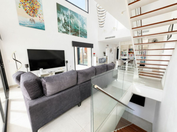 4-bedroom Villa In Benijofar, Spain (319 M²)