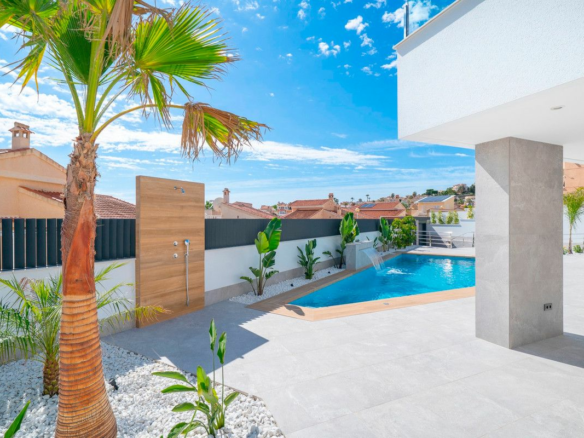 4-bedroom Villa In Rojales, Spain (203 M²)