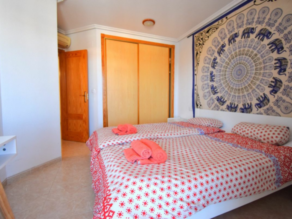 3-bedroom Apartment In Orihuela Costa, Spain (81 M²)