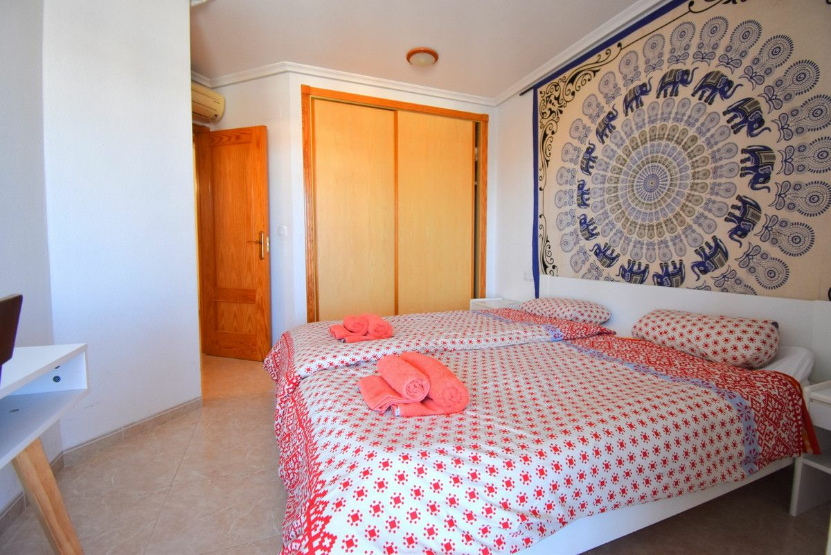 3-bedroom Apartment In Orihuela Costa, Spain (81 M²)