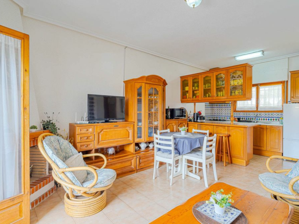 2-bedroom Apartment In Orihuela Costa, Spain (64 M²)