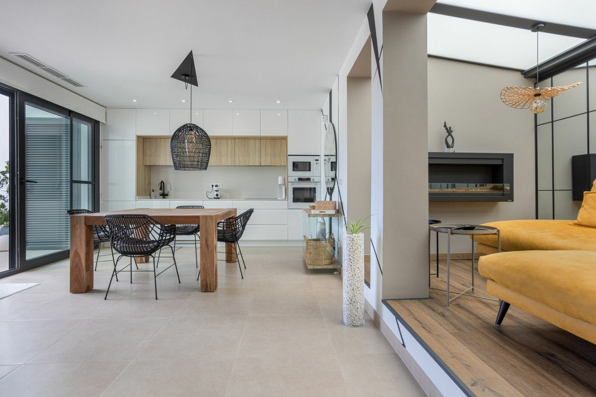 2-10-bde82e House In Benijofar