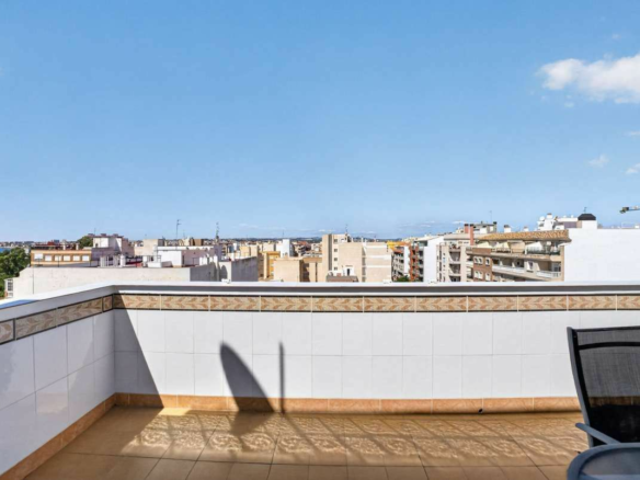 3-bedroom Apartment In Torrevieja, Spain (92 M²)
