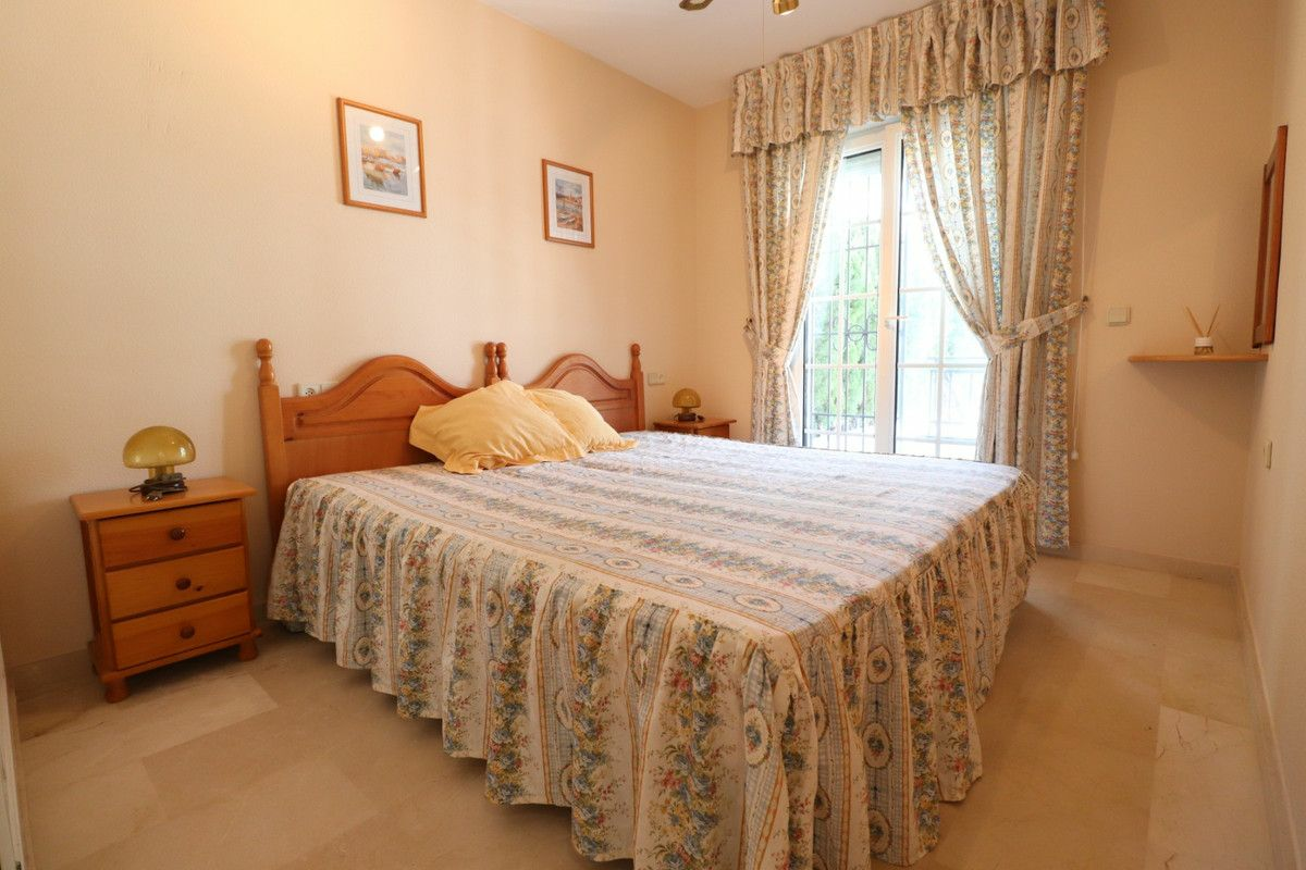 2-bedroom Villa In Orihuela Costa, Spain (63 M²)