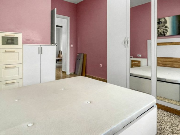 4-bedroom Apartment In Guardamar Del Segura, Spain (137 M²)