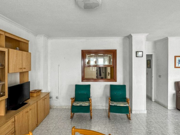 3-bedroom Apartment In Torrevieja, Spain (120 M²)