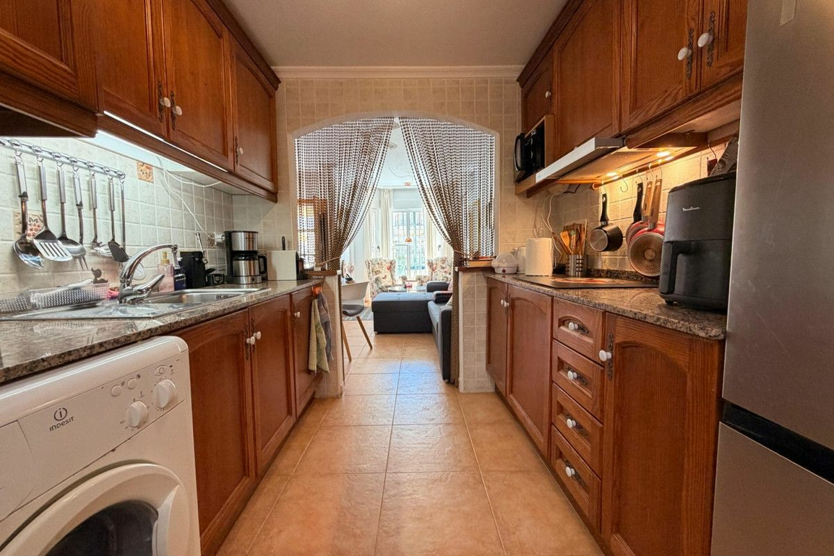 3-bedroom House In Guardamar Del Segura, Spain (68 M²)