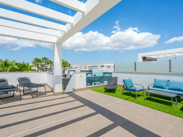 Apartment In Orihuela Costa