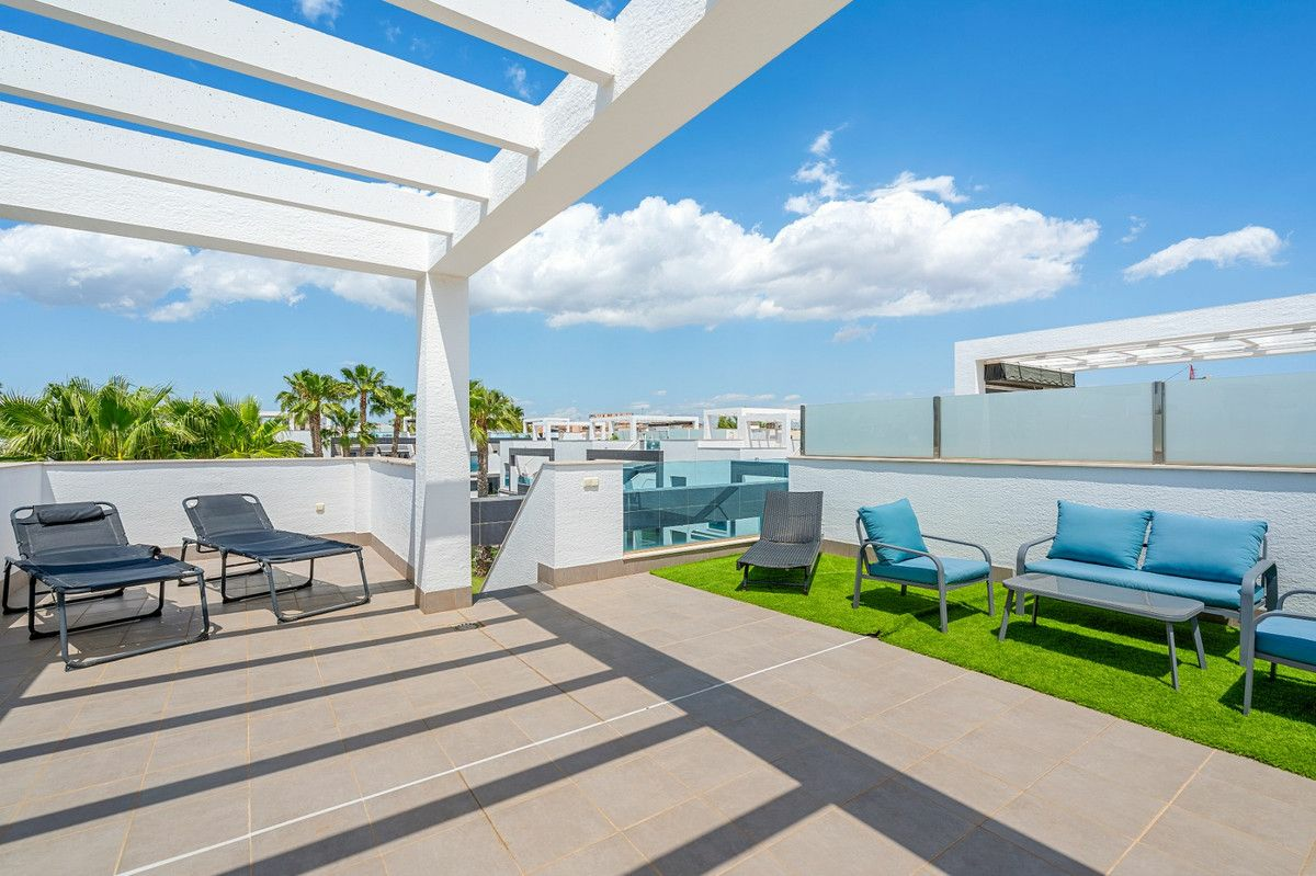 Apartment In Orihuela Costa