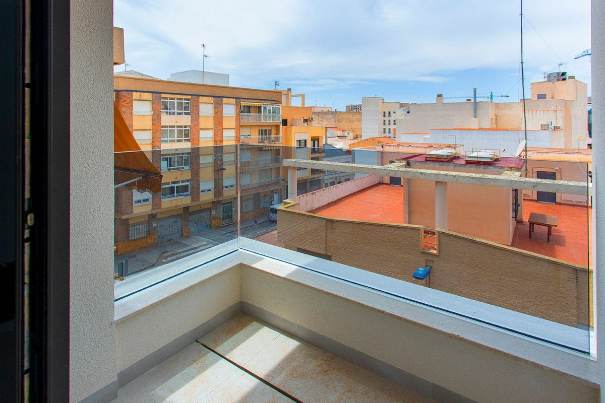 2-bedroom Apartment In Torrevieja, Spain (88 M²)