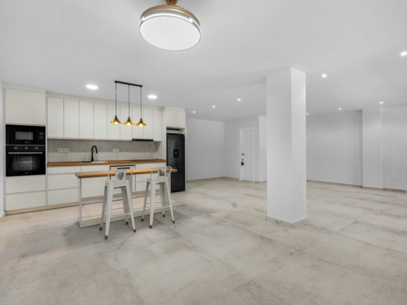 3-bedroom Apartment In Torrevieja, Spain (171 M²)