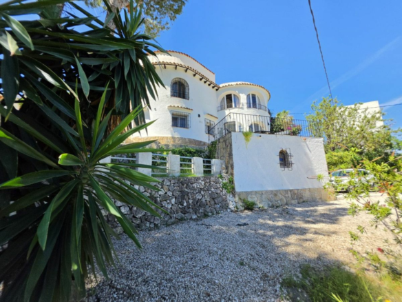 5-bedroom Villa In Algorfa, Spain (217 M²)