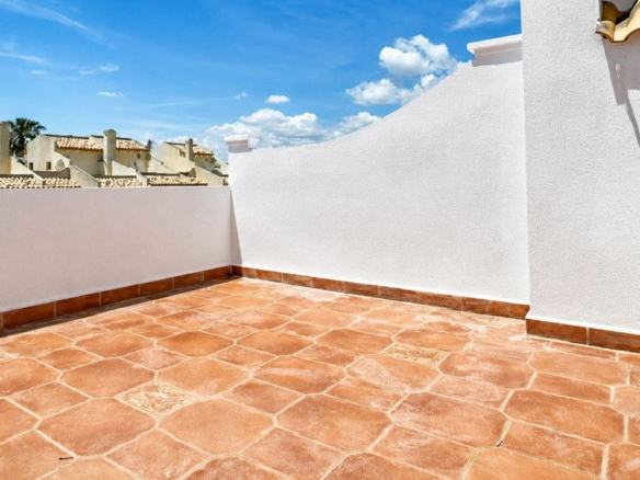 2-bedroom House In Orihuela Costa, Spain (72 M²)
