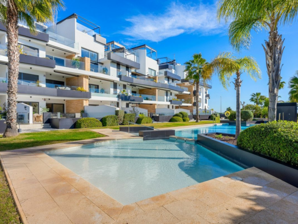 3-bedroom Apartment In Orihuela Costa, Spain (88 M²)