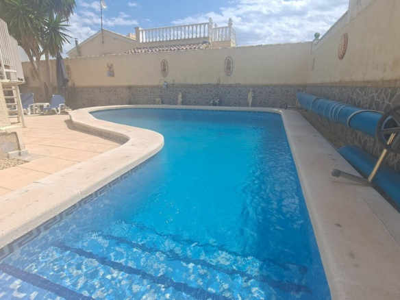 3-bedroom Villa In Orihuela Costa, Spain (123 M²)