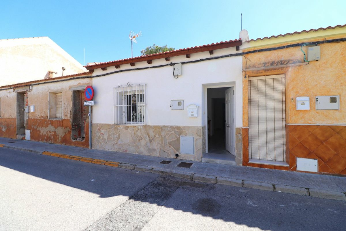 2-bedroom Villa In Benijofar, Spain (66 M²)