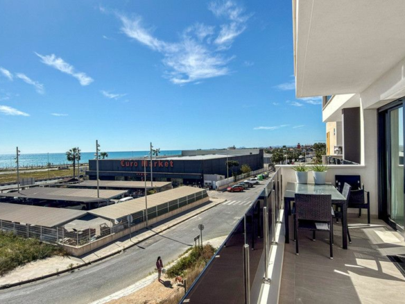 3-bedroom Apartment In Orihuela Costa, Spain (109 M²)