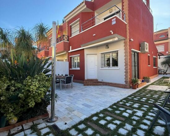 4-bedroom Villa In Pilar De La Horadada, Spain (155 M²)