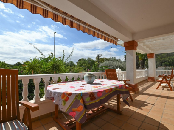 4-bedroom Villa In Torrevieja, Spain (234 M²)