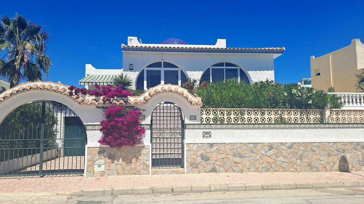 Villa In Orihuela Costa
