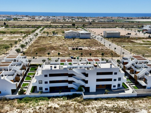 2-bedroom Apartment In Pilar De La Horadada, Spain (114 M²)