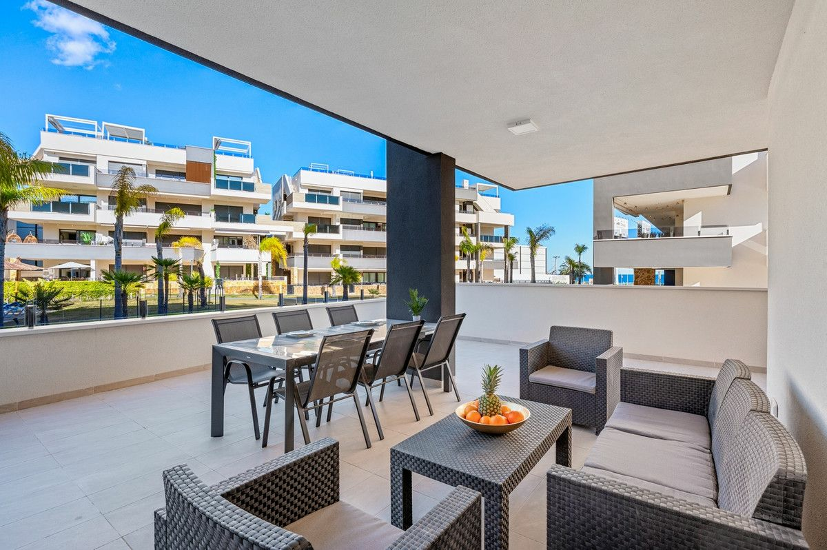 3-bedroom Apartment In Orihuela Costa, Spain (112 M²)