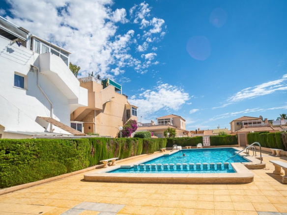 4-bedroom Apartment In Daya Nueva, Spain (110 M²)