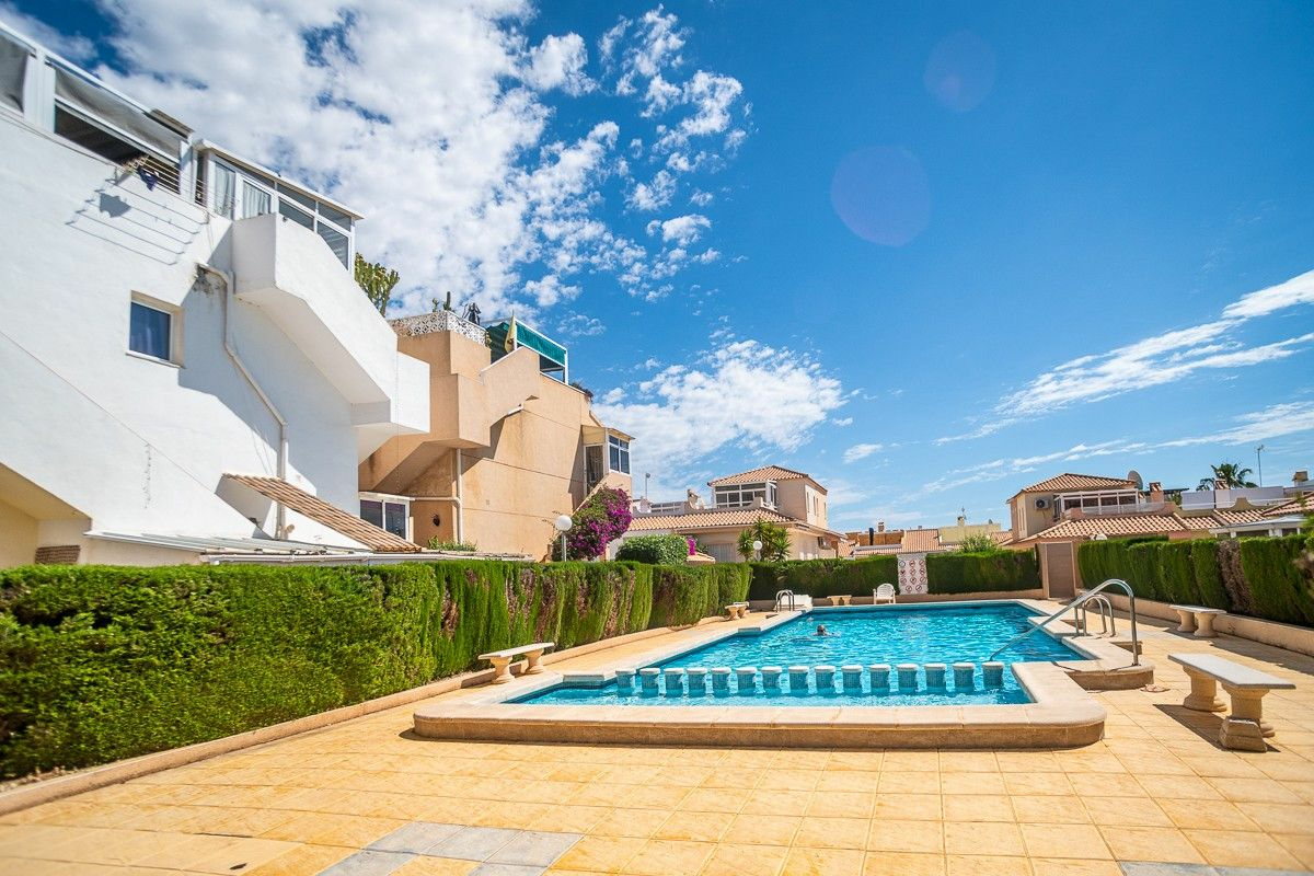 4-bedroom Apartment In Daya Nueva, Spain (110 M²)