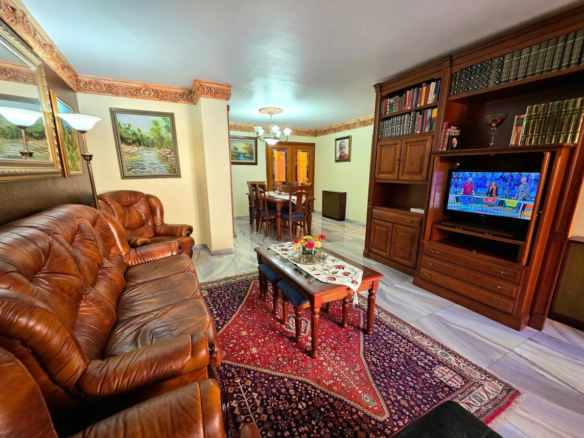 3-bedroom Apartment In Alicante, Spain (167 M²)