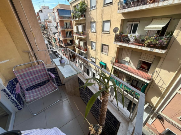 3-bedroom Apartment In Alicante, Spain (89 M²)