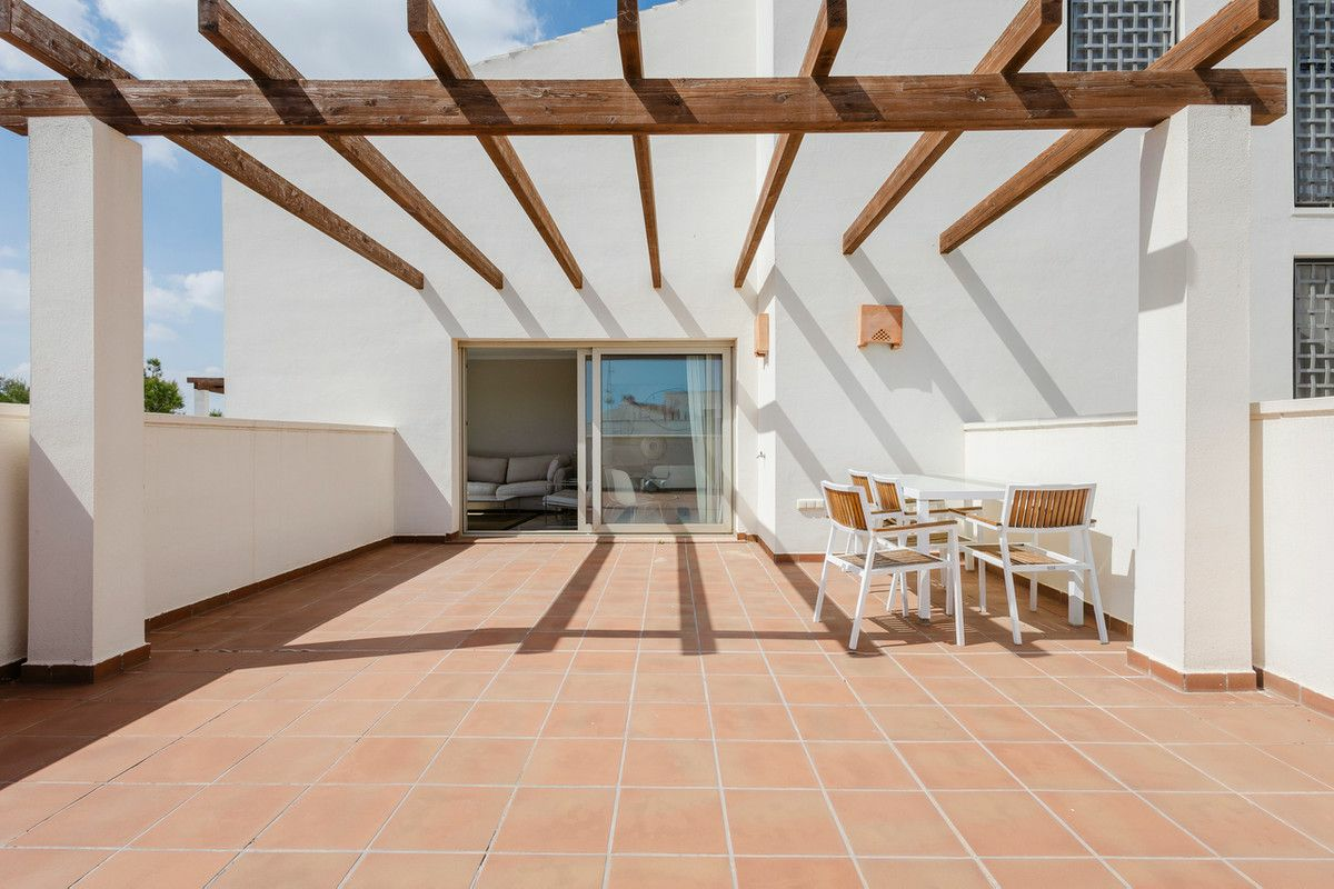 2-bedroom Apartment In Orihuela, Spain (100 M²)