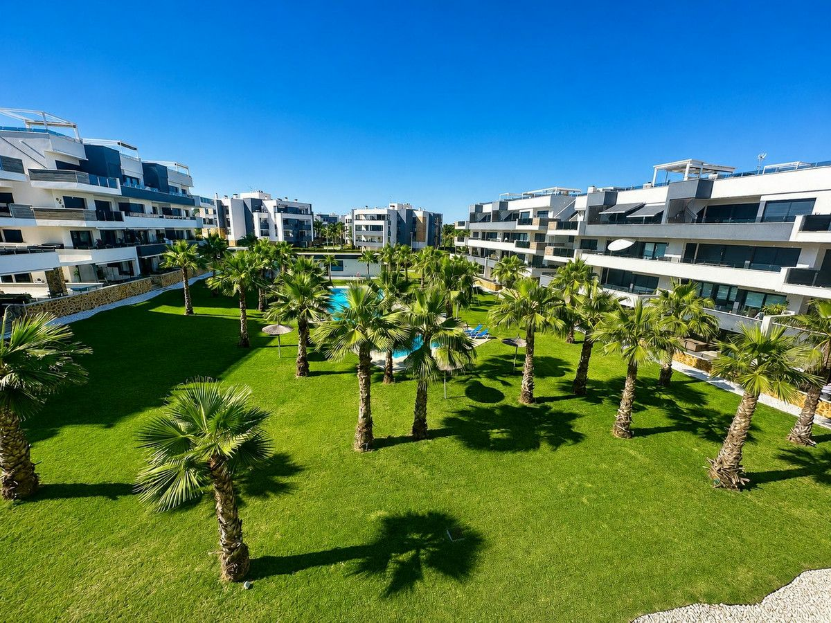 Apartment In Orihuela Costa