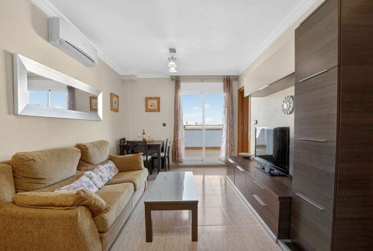 3-bedroom Apartment In Torrevieja, Spain (92 M²)