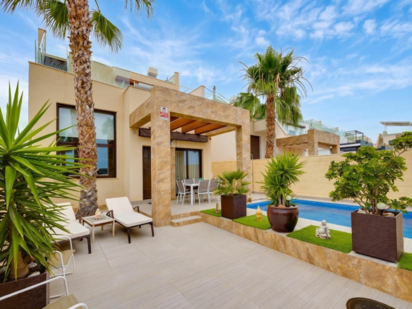 Villa In Rojales